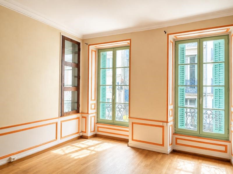 Vente Maison AUBUSSON - 7 pièces -460 m² - (23200)