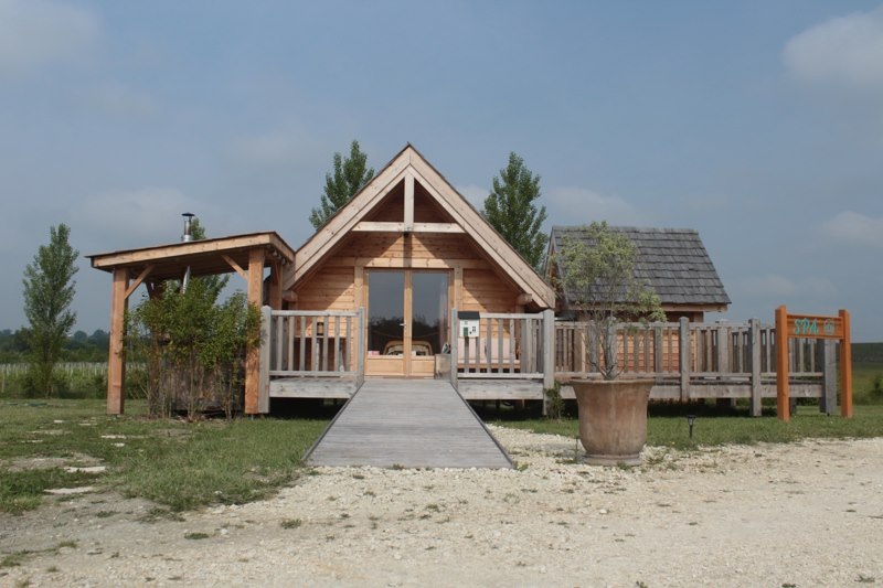 Vente Maison BERSON - 7 pièces -175 m² - (33390)