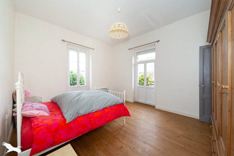 Vente Maison GAURIAC - 5 pièces -124 m² - (33710)