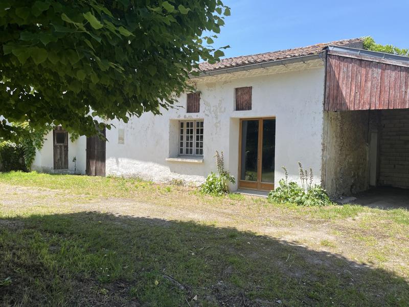 Vente Maison ANGLADE - 5 pièces -130 m² - (33390)