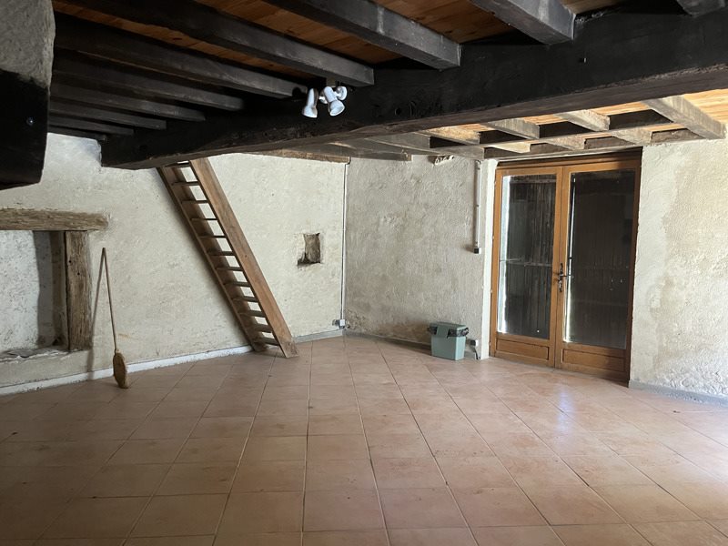 Vente Maison ANGLADE - 5 pièces -130 m² - (33390)
