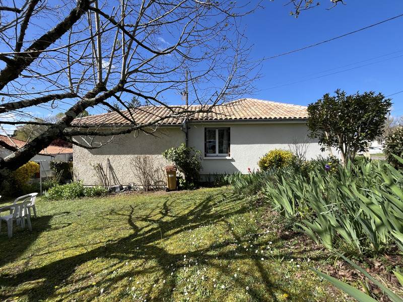 Vente Maison BLAYE - 4 pièces -81 m² - (33390)