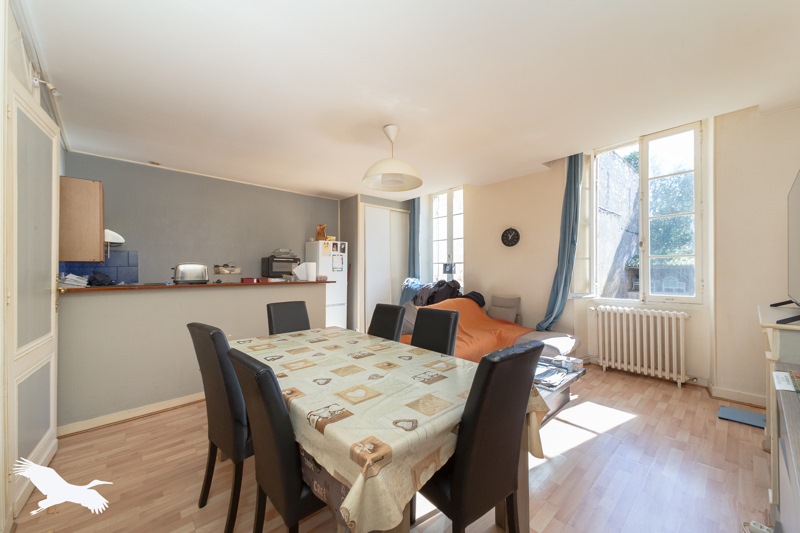 Vente Immeuble BLAYE - -  250 m² - (33390)