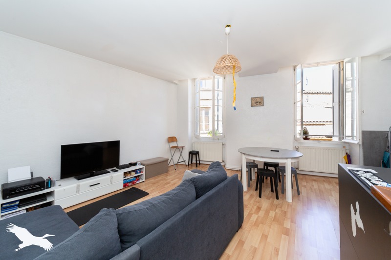 Vente Immeuble BLAYE - -  250 m² - (33390)