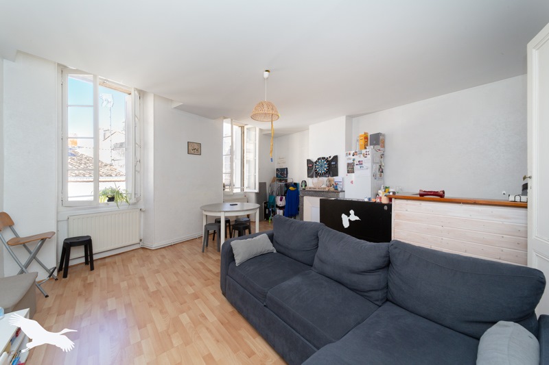 Vente Immeuble BLAYE - -  250 m² - (33390)