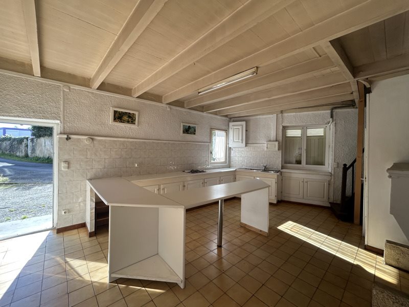 Vente Maison ST ANDRONY - 4 pièces -130 m² - (33390)