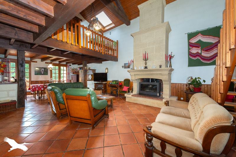 Vente Maison CARS - 5 pièces -185 m² - (33390)