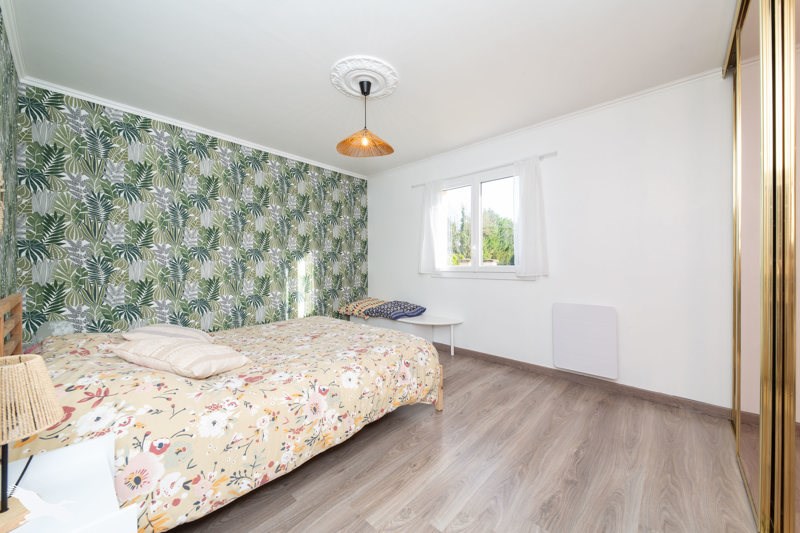 Vente Maison BERSON - 7 pièces -170 m² - (33390)