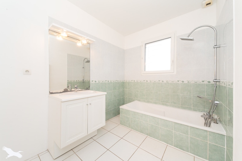 Vente Maison ST GIRONS D AIGUEVIVES - 4 pièces -96 m² - (33920)