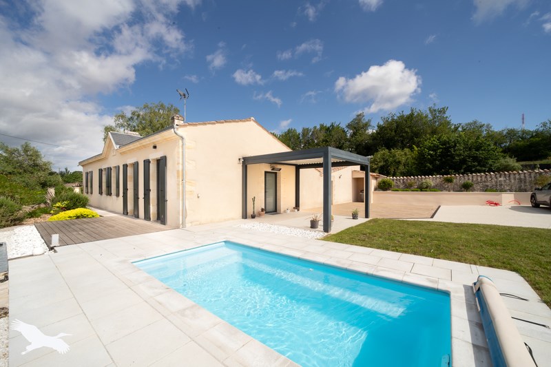 Vente Maison BLAYE - 4 pièces -110 m² - (33390)