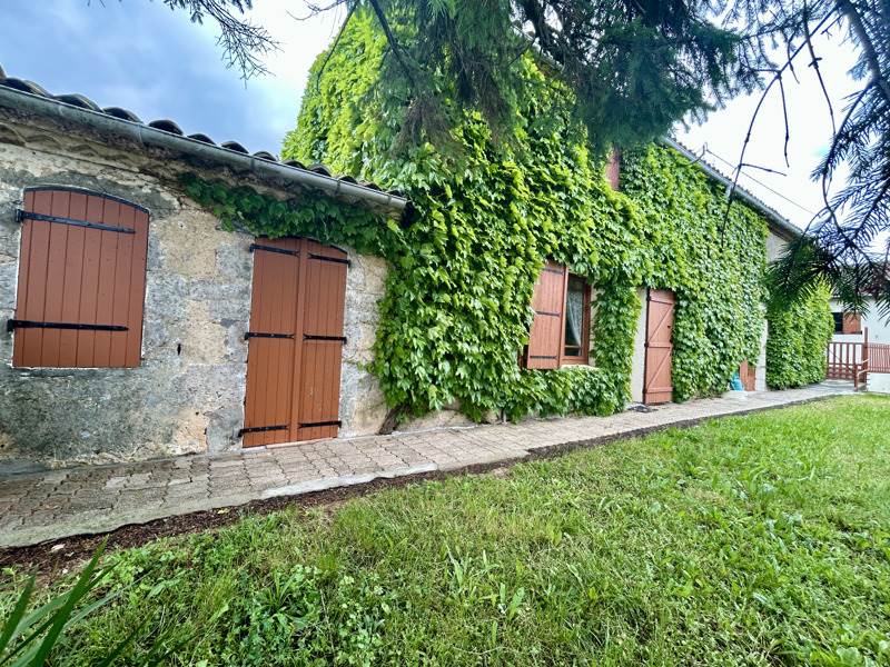 Vente Maison CARS - 2 pièces -93 m² - (33390)