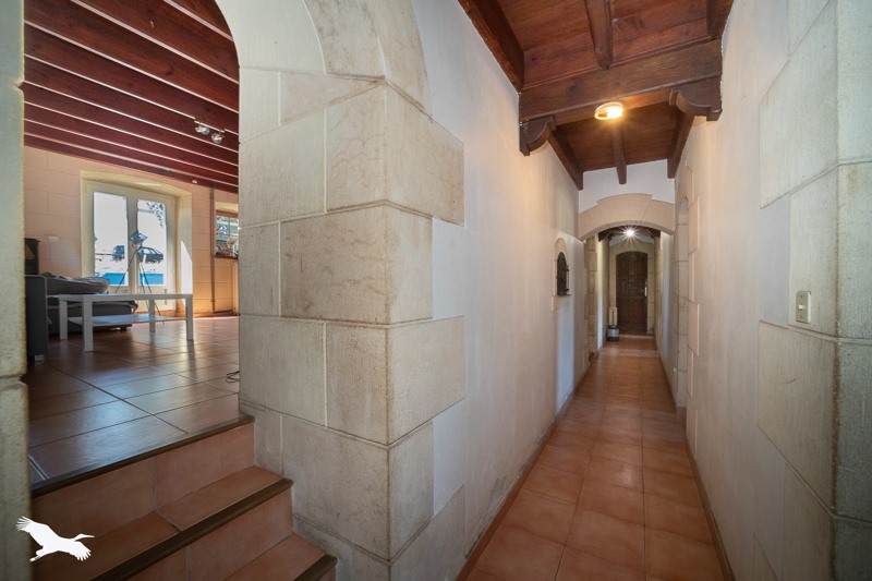 Vente Maison Plassac - 7 pièces -193 m² - (33390)