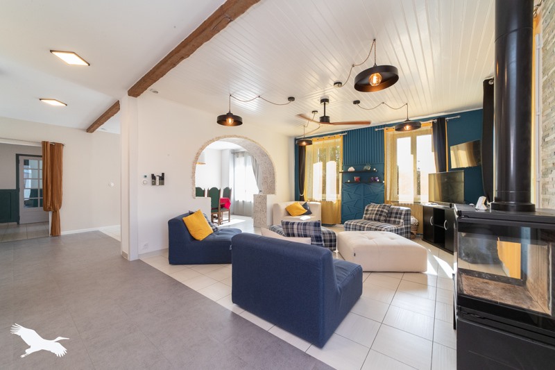Vente Maison ST AUBIN DE BLAYE - 6 pièces -172 m² - (33820)