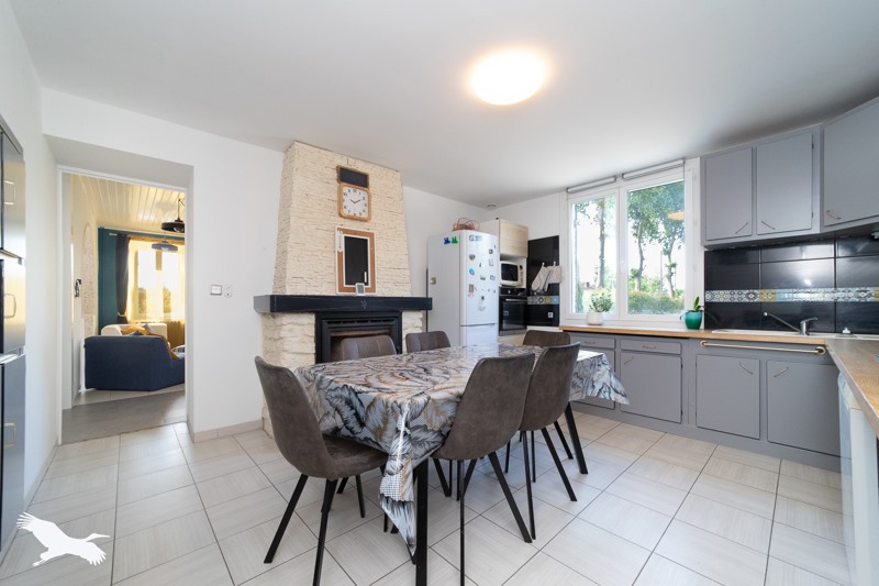 Vente Maison ST AUBIN DE BLAYE - 6 pièces -172 m² - (33820)