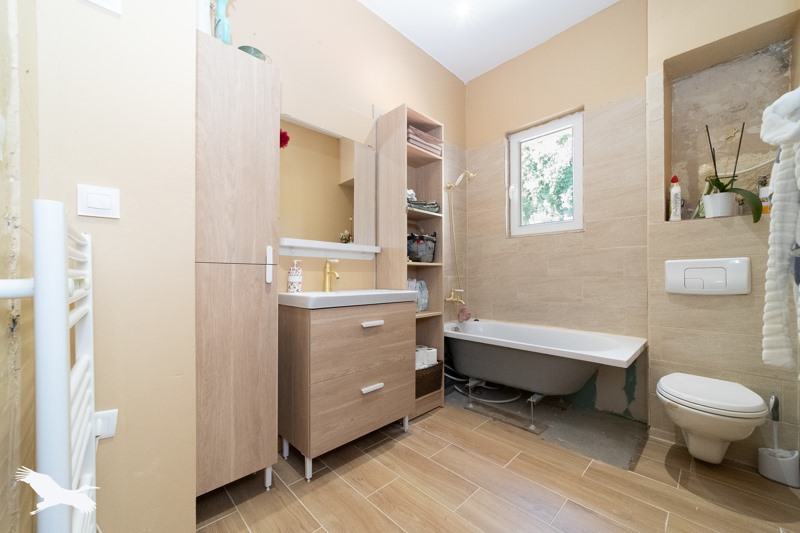Vente Maison BAYON SUR GIRONDE - 5 pièces -114 m² - (33710)