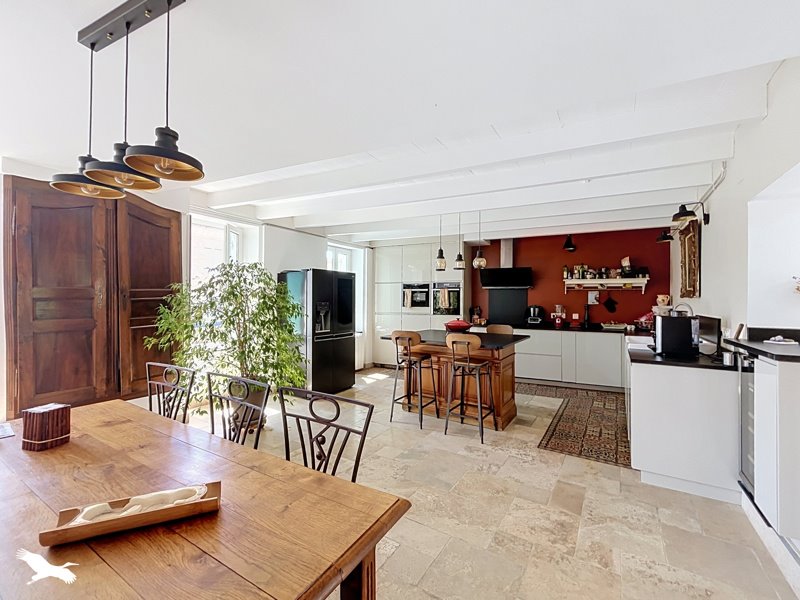 Vente Maison ST MARTIN LACAUSSADE - 7 pièces -194 m² - (33390)