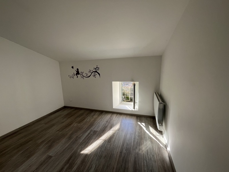 Vente Immeuble ST ANDRONY - -  140 m² - (33390)