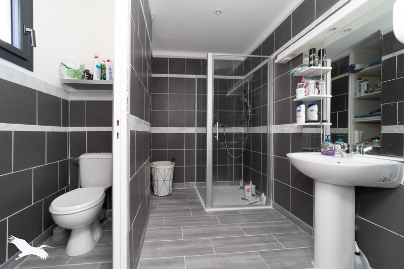 Vente Maison Eyrans - 7 pièces -190 m² - (33390)