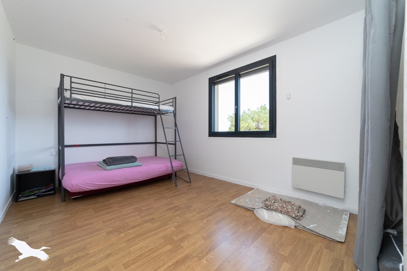 Vente Maison Eyrans - 7 pièces -190 m² - (33390)