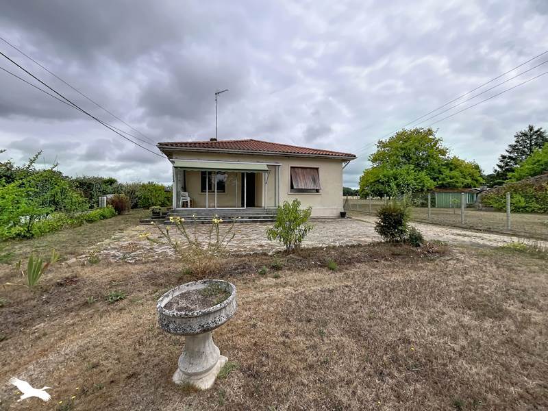 Maison 6 pièces 112 m² · à Berson · 112 m² · 176 714 €
