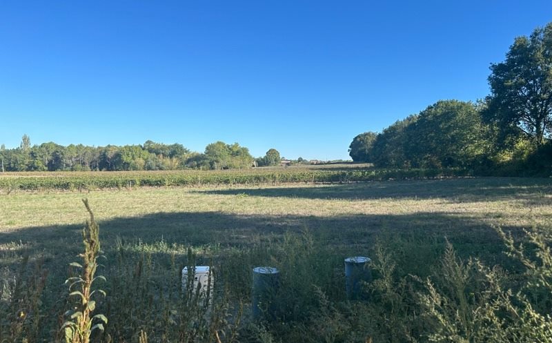 Terrain à vendre · à Cars · 57 000 €