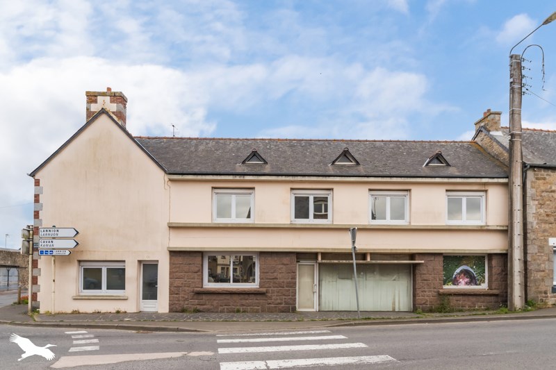 Vente Maison BEGARD - 7 pièces -159 m² - (22140)