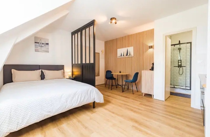 Vente Maison GUINGAMP - 7 pièces -145 m² - (22200)