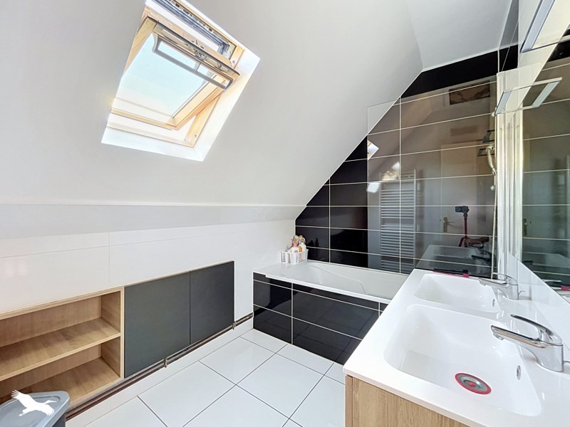 Vente Maison BEGARD - 6 pièces -106 m² - (22140)