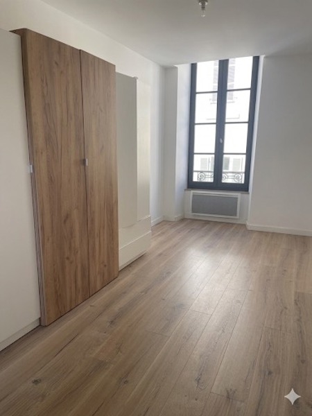 Vente Appartement PAU - 3 pièces -76 m² - (64000)