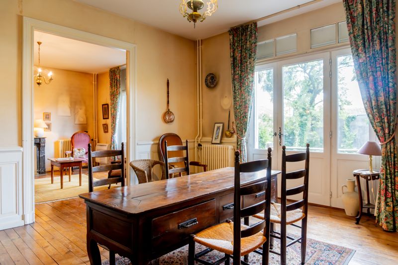 Vente Maison PAU - 7 pièces -202 m² - (64000)