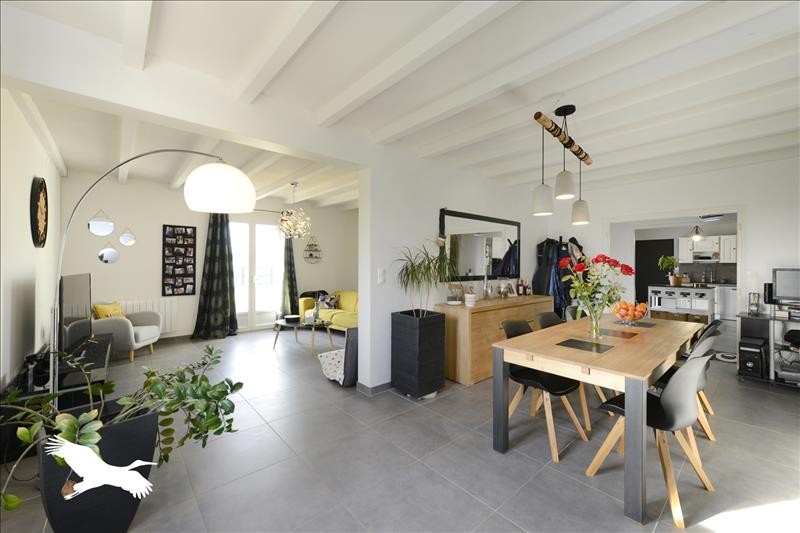 Vente Maison FOUSSIGNAC - 5 pièces -108 m² - (16200)