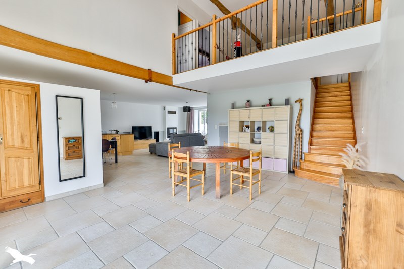 Vente Maison BOURG CHARENTE - 5 pièces -205 m² - (16200)