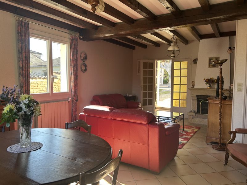 Vente Maison JARNAC - 6 pièces -117 m² - (16200)