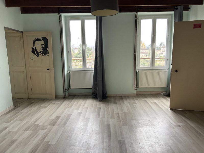 Vente Maison JARNAC - 6 pièces -101 m² - (16200)