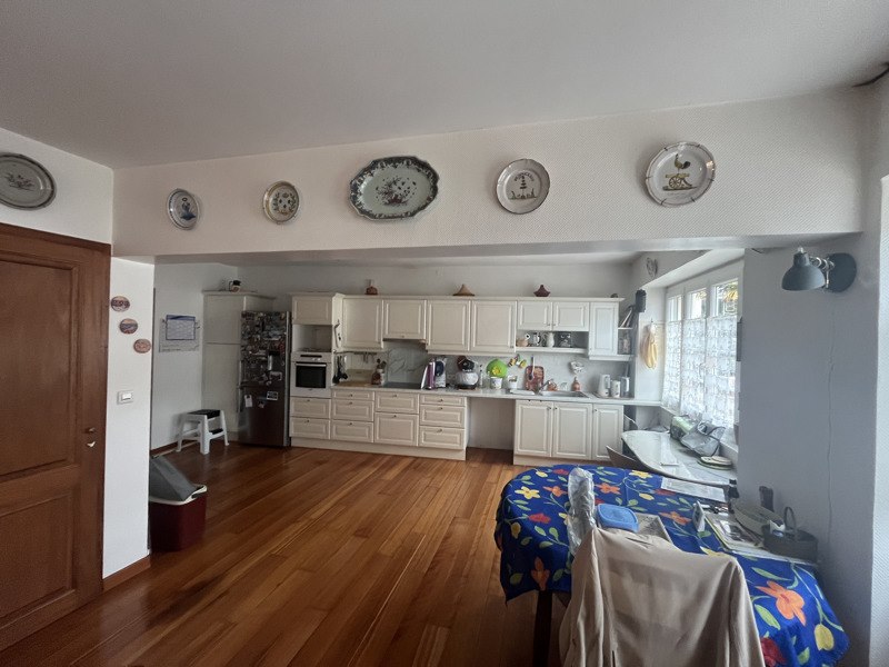 Vente Maison JARNAC - 6 pièces -180 m² - (16200)