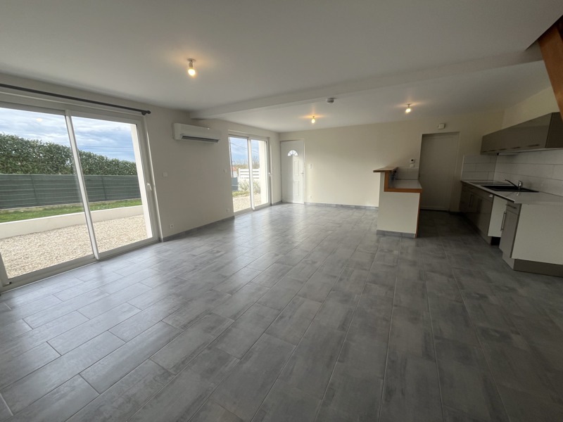 Vente Maison JARNAC - 5 pièces -122 m² - (16200)