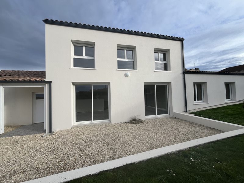 Vente Maison JARNAC - 5 pièces -122 m² - (16200)