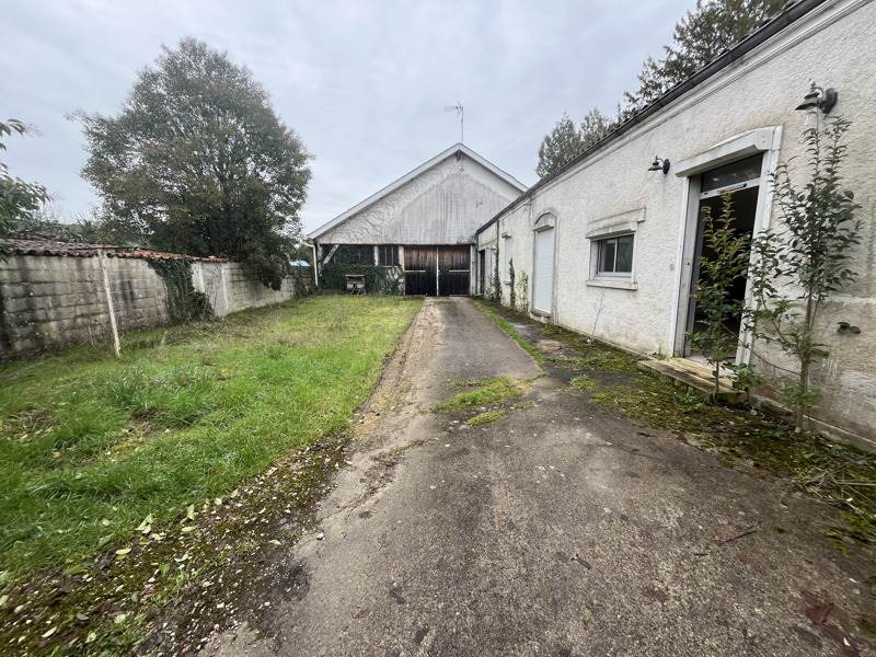 Vente Maison JARNAC - 5 pièces -130 m² - (16200)