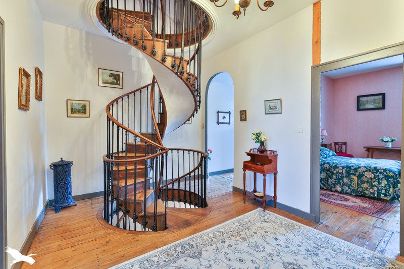 Vente Maison JARNAC - 8 pièces -281 m² - (16200)