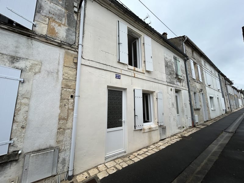 Vente Maison JARNAC - 3 pièces -44 m² - (16200)
