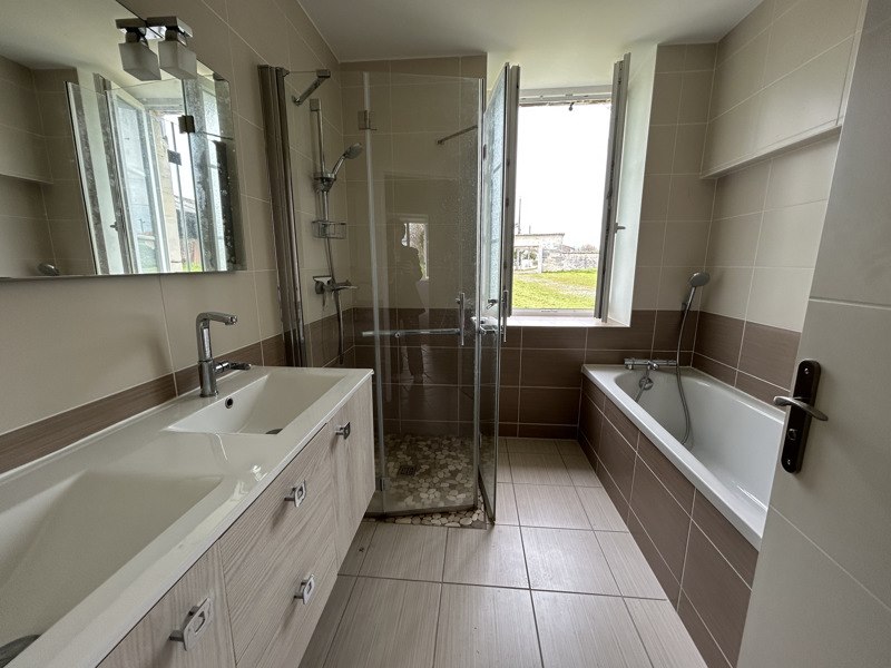 Vente Maison JARNAC - 7 pièces -160 m² - (16200)