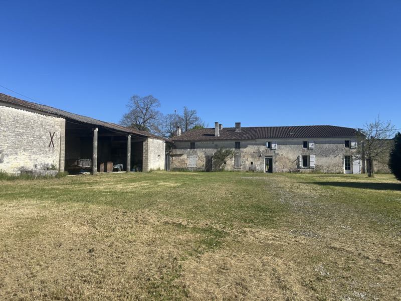 Vente Maison JARNAC - 7 pièces -160 m² - (16200)
