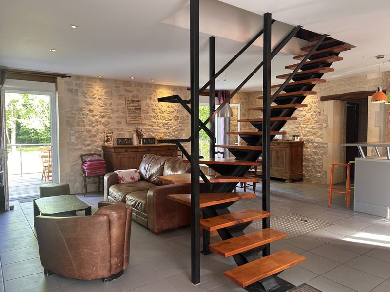 Vente Maison MAINXE GONDEVILLE - 4 pièces -101 m² - (16200)