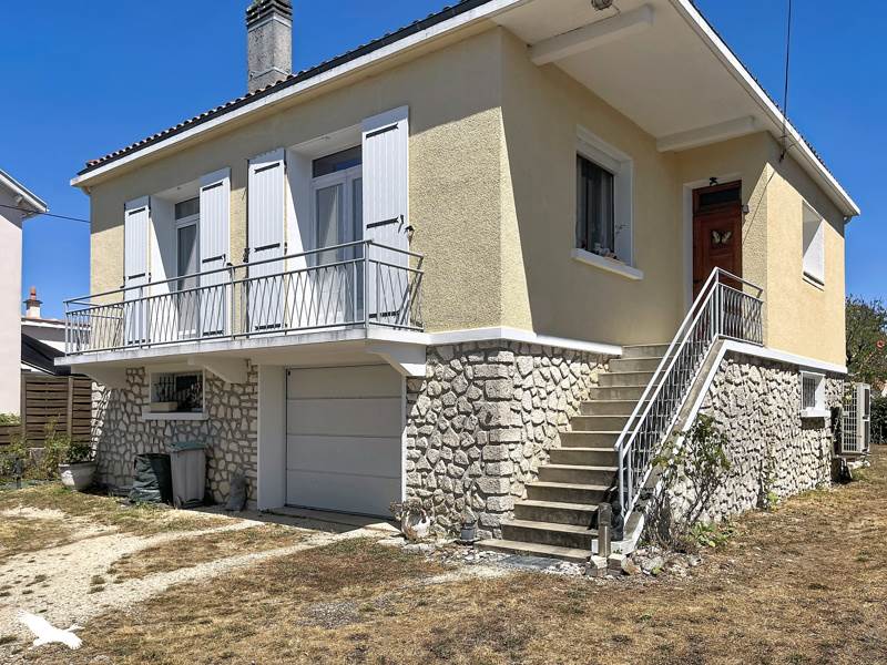 Vente Maison JARNAC - 4 pièces -87 m² - (16200)
