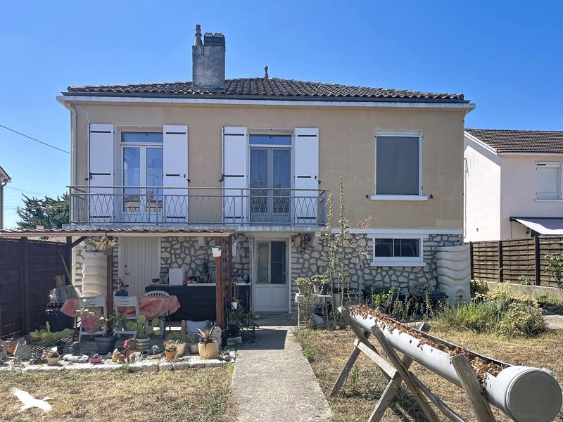 Vente Maison JARNAC - 4 pièces -87 m² - (16200)
