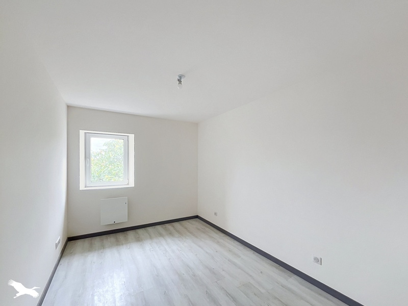 Vente Maison Sainte-Sévère - 6 pièces -155 m² - (16200)