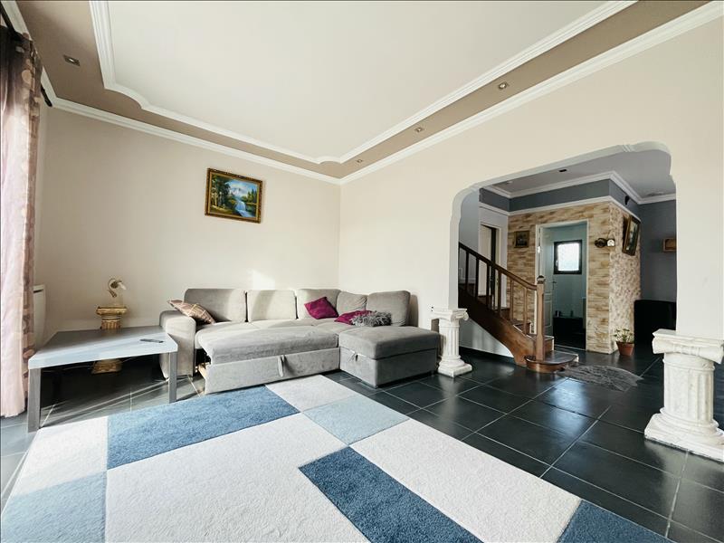 Vente Maison LA CELLE GUENAND - 5 pièces -99 m² - (37350)