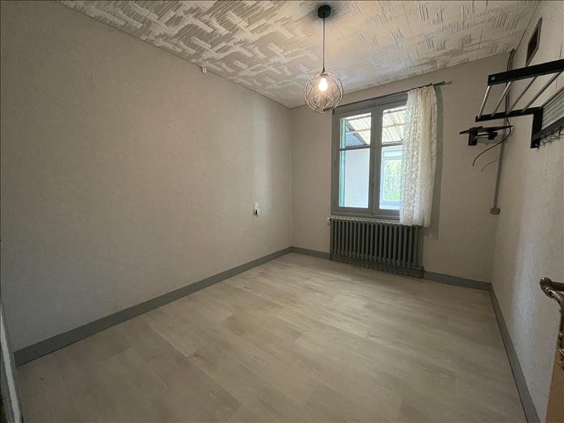 Vente Maison BETZ LE CHATEAU - 7 pièces -111 m² - (37600)