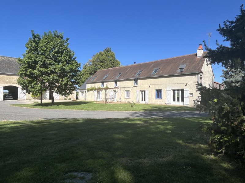 Vente Maison CIRAN - 12 pièces -340 m² - (37240)