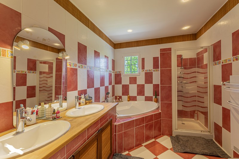 Vente Maison VOU - 9 pièces -205 m² - (37240)